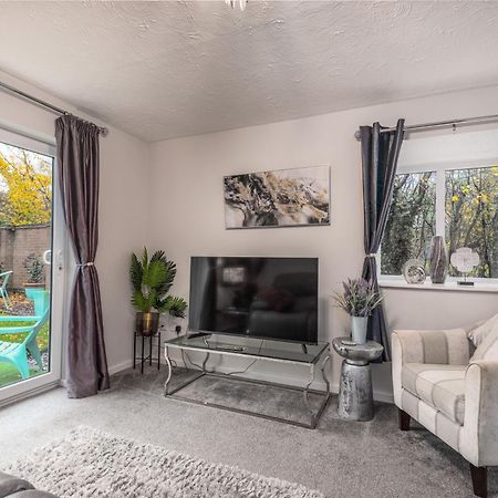 Worcester Fabulous Cherry Tree Mews Self Check In Dogs Welcome By Prior Arrangement , 2 Double Bedrooms ,Super Fast Wi-Fi, With Free Off Road Parking For 2 Vehicles Near Royal Hospital And Woodland Walks Экстерьер фото