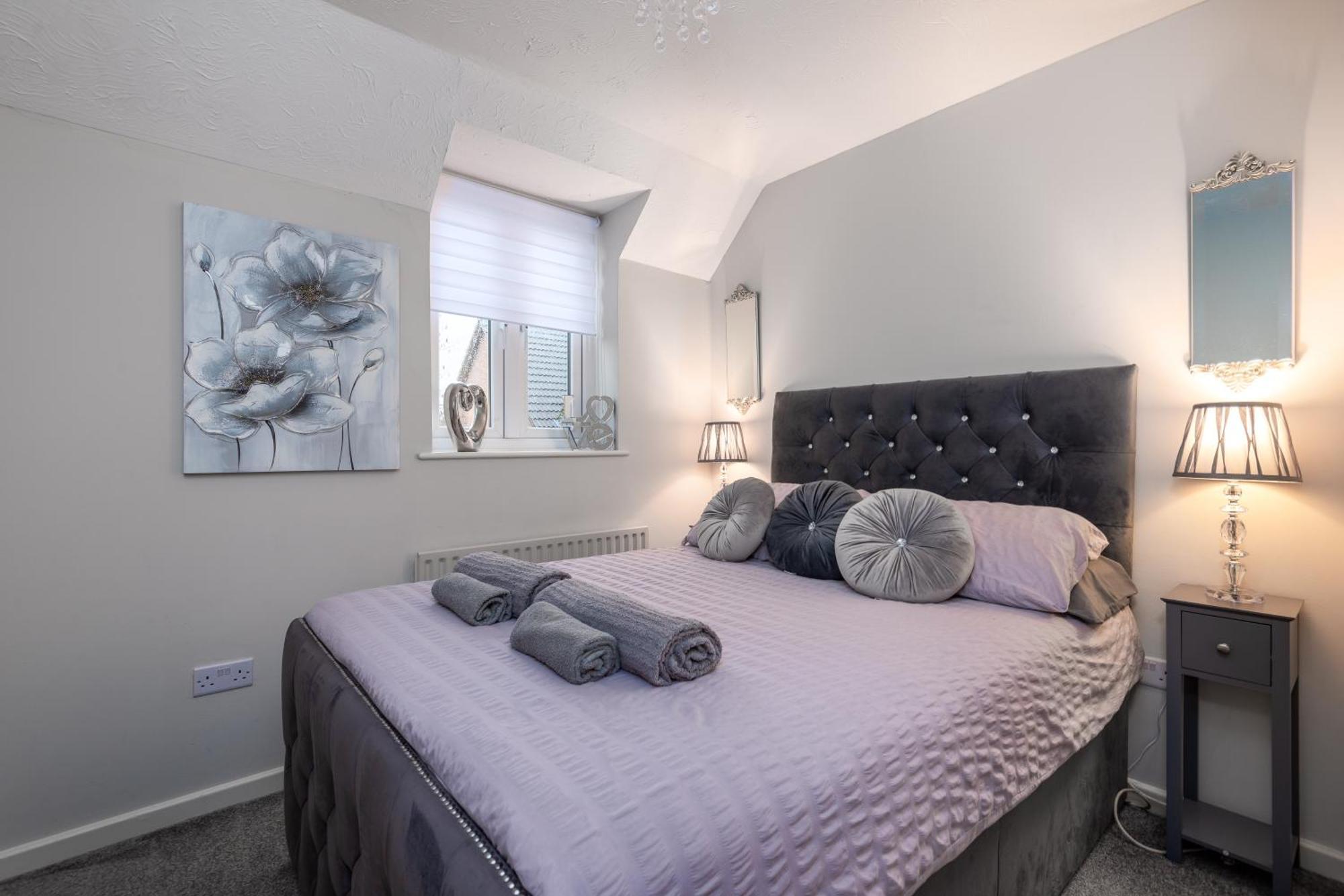 Worcester Fabulous Cherry Tree Mews Self Check In Dogs Welcome By Prior Arrangement , 2 Double Bedrooms ,Super Fast Wi-Fi, With Free Off Road Parking For 2 Vehicles Near Royal Hospital And Woodland Walks Экстерьер фото