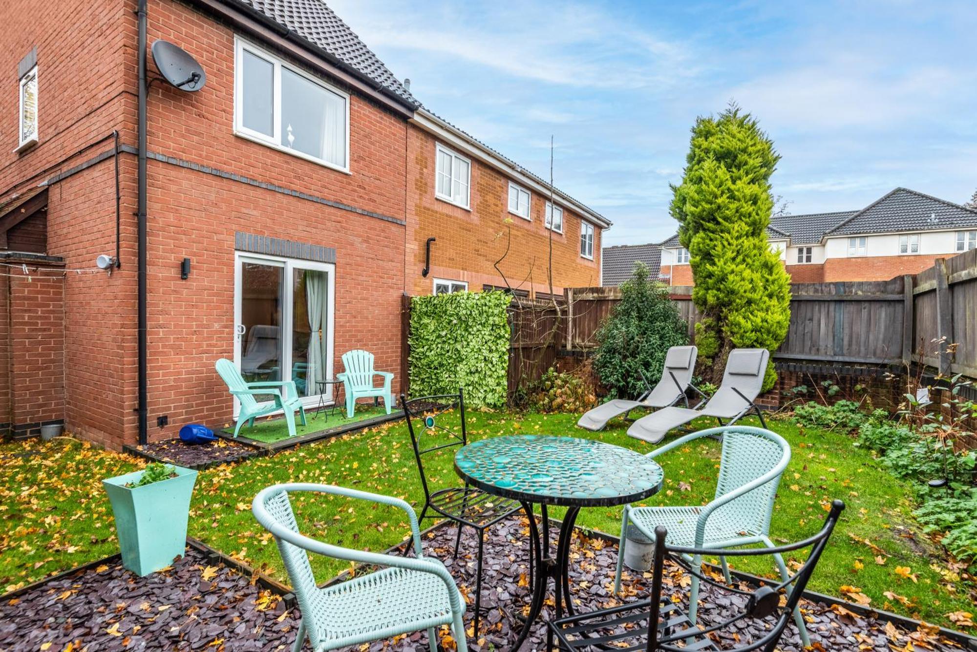Worcester Fabulous Cherry Tree Mews Self Check In Dogs Welcome By Prior Arrangement , 2 Double Bedrooms ,Super Fast Wi-Fi, With Free Off Road Parking For 2 Vehicles Near Royal Hospital And Woodland Walks Экстерьер фото
