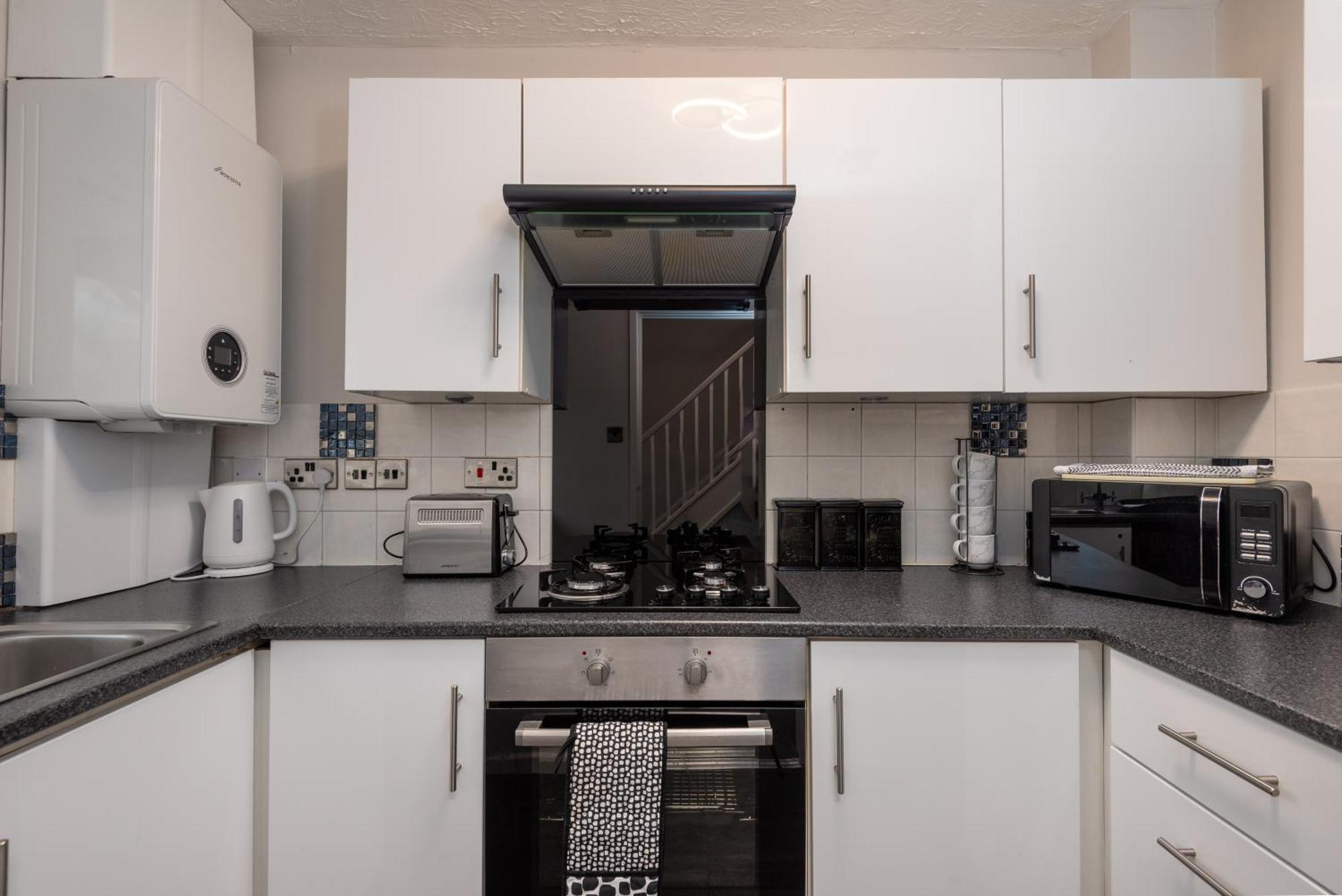 Worcester Fabulous Cherry Tree Mews Self Check In Dogs Welcome By Prior Arrangement , 2 Double Bedrooms ,Super Fast Wi-Fi, With Free Off Road Parking For 2 Vehicles Near Royal Hospital And Woodland Walks Экстерьер фото
