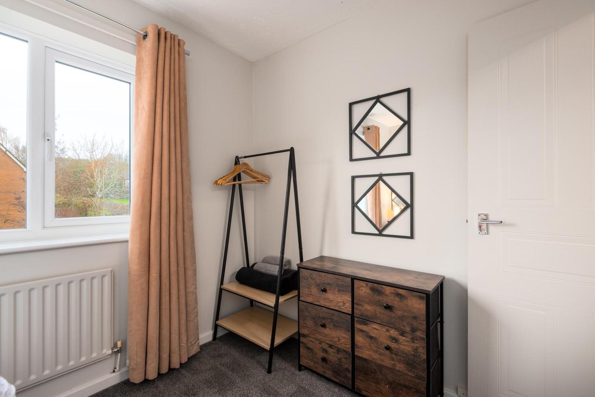 Worcester Fabulous Cherry Tree Mews Self Check In Dogs Welcome By Prior Arrangement , 2 Double Bedrooms ,Super Fast Wi-Fi, With Free Off Road Parking For 2 Vehicles Near Royal Hospital And Woodland Walks Экстерьер фото