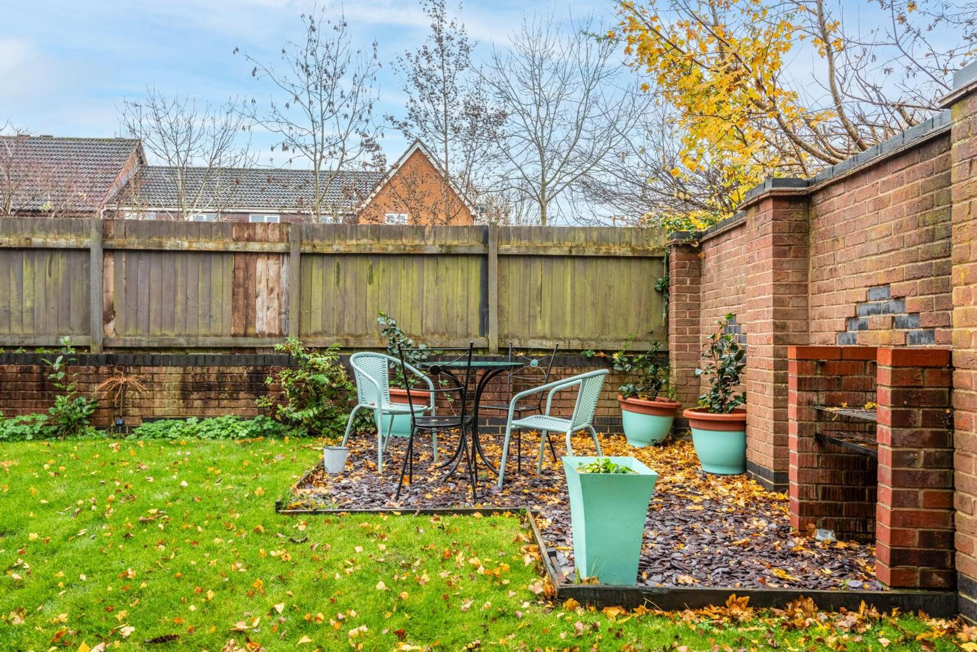 Worcester Fabulous Cherry Tree Mews Self Check In Dogs Welcome By Prior Arrangement , 2 Double Bedrooms ,Super Fast Wi-Fi, With Free Off Road Parking For 2 Vehicles Near Royal Hospital And Woodland Walks Экстерьер фото