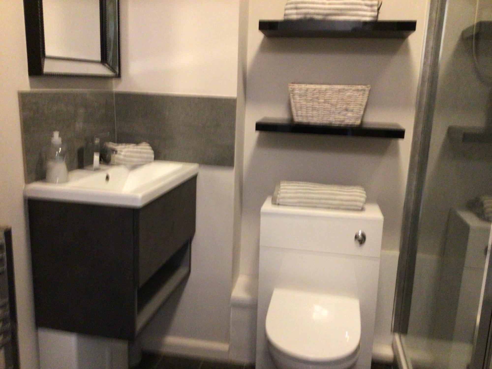 Worcester Fabulous Cherry Tree Mews Self Check In Dogs Welcome By Prior Arrangement , 2 Double Bedrooms ,Super Fast Wi-Fi, With Free Off Road Parking For 2 Vehicles Near Royal Hospital And Woodland Walks Экстерьер фото